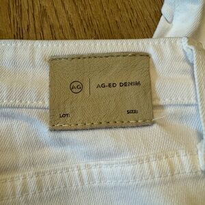 Gently used Ex-Boyfriend Slouchy Slim AG jeans- size 30